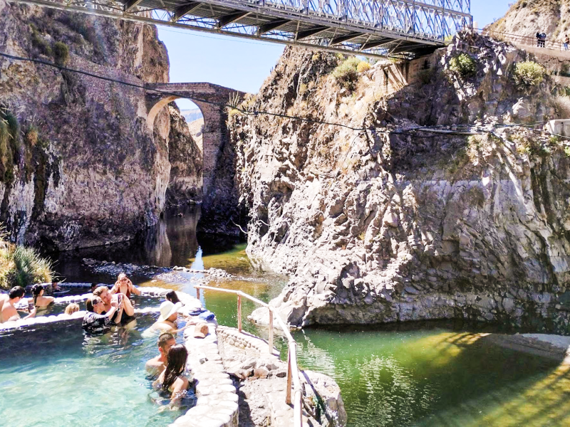Tour Cañon del Colca 2D/1N en Bus