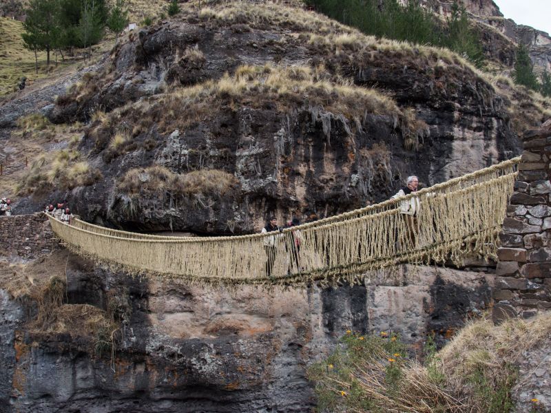 Puente Inca Qeswachaka Tour Full Day Cusco